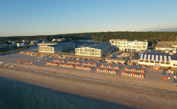 Sea Crest Beach Hotel In Cape Cod, Ma